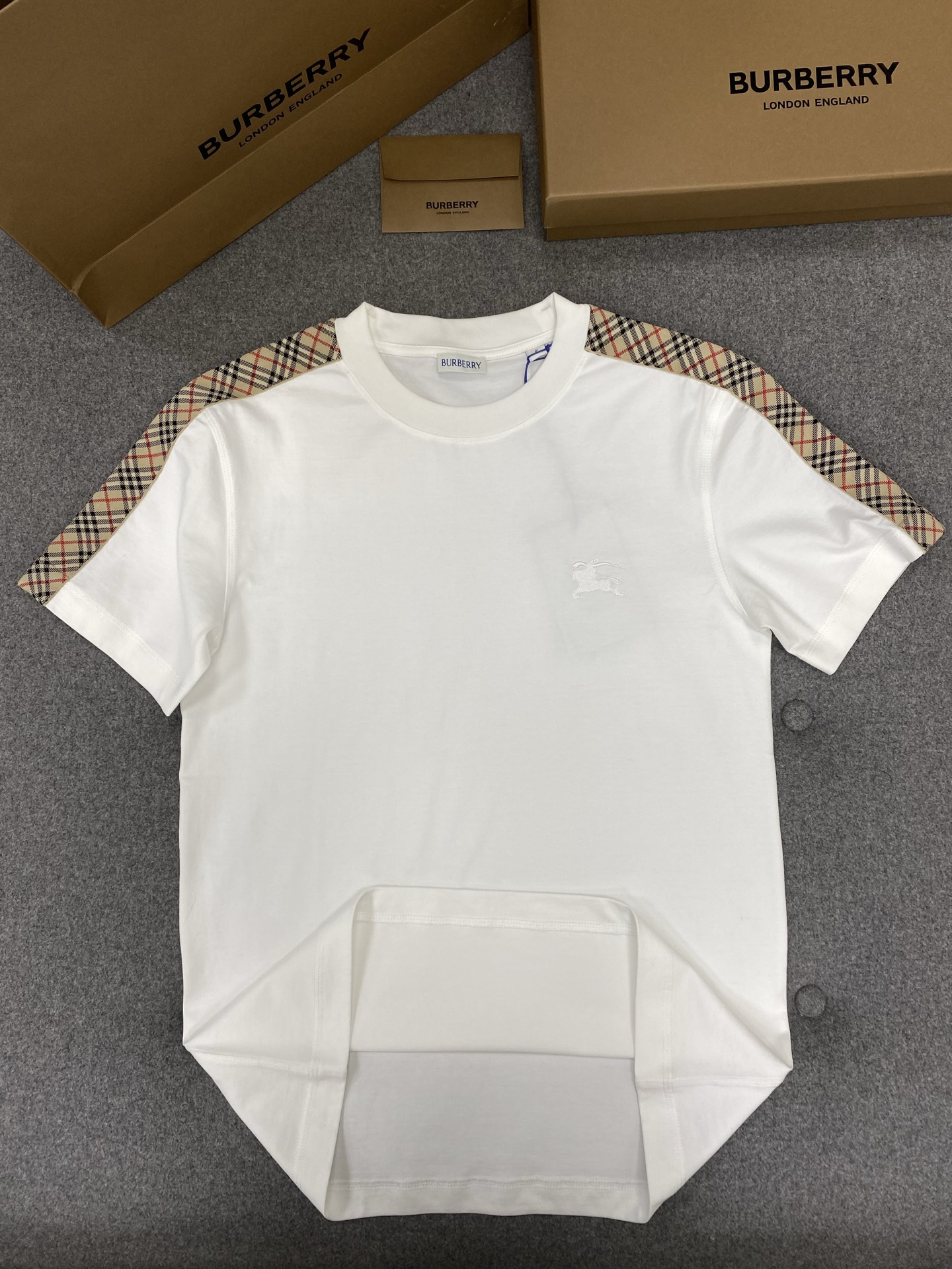 e9ceac827606b803eaab3d3174c10b66_1751026000_5726.jpg