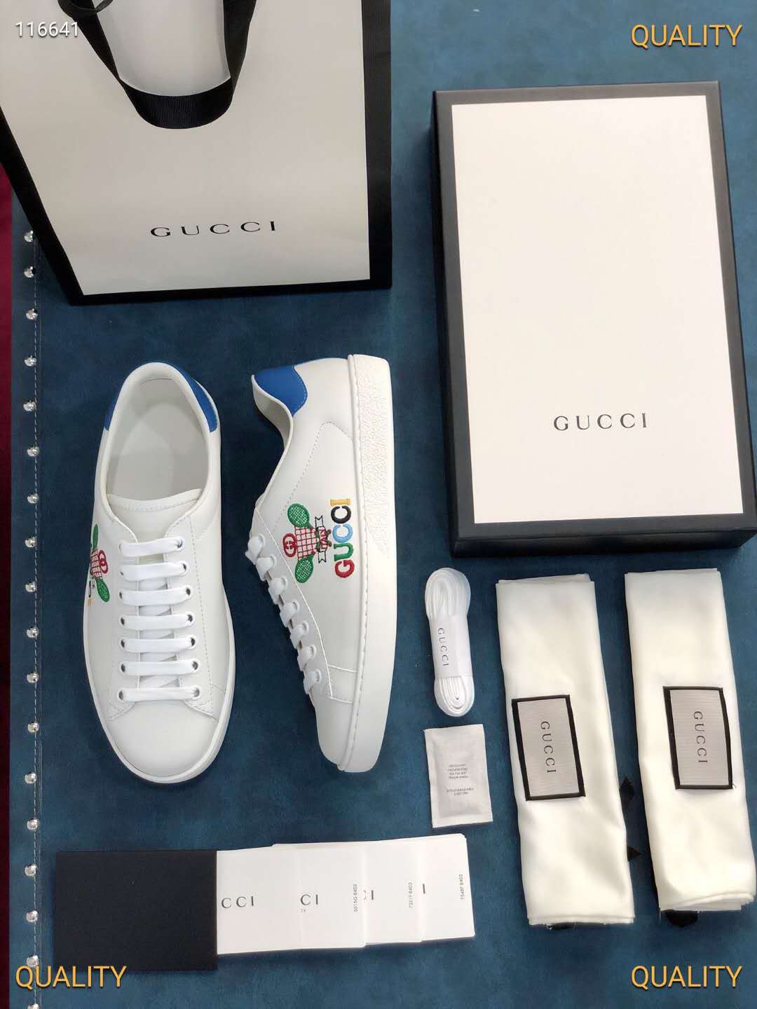 구찌 Ace sneaker with Gucci Tennis