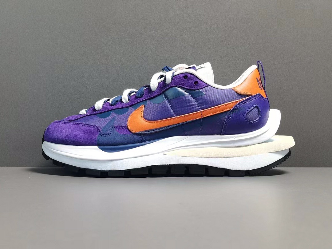 나이키 Sacai x Nike Vaporwaffle